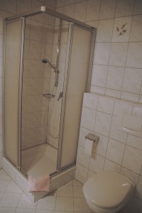 Badezimmer 1